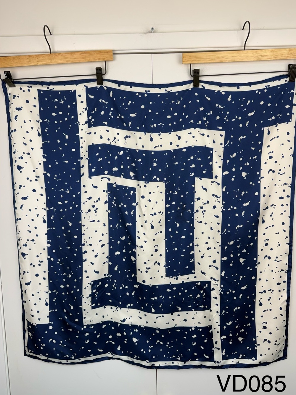 Lafayette 148 Ink Splatter Print 100% Silk Square Scarf Navy Ivory